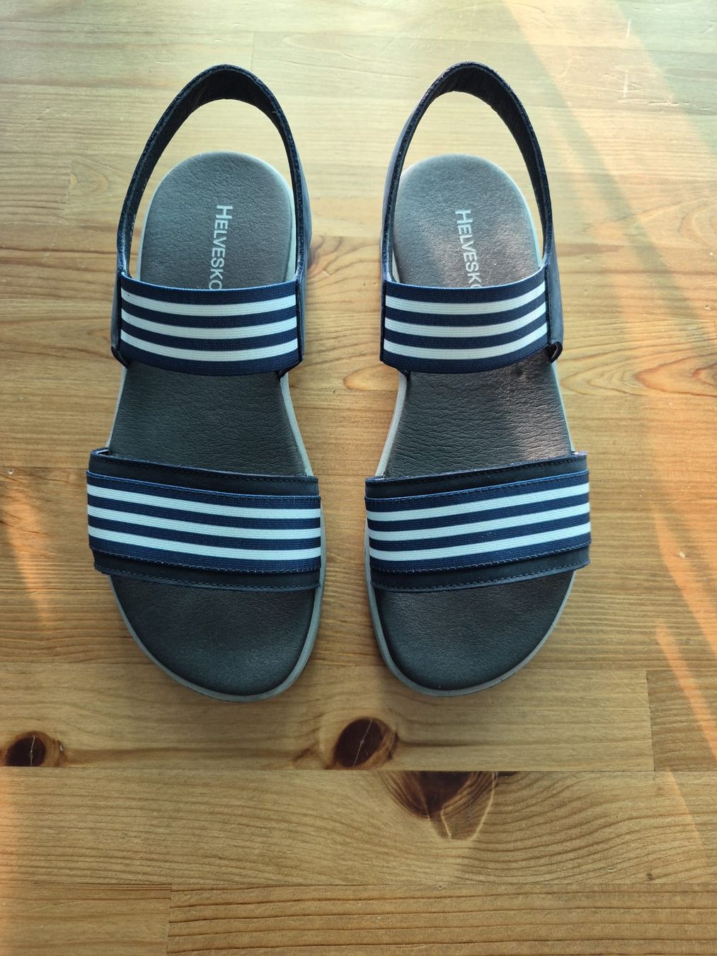 Helvesko Damenschuhe: helvesko Sandalen 39 – Gebraucht aus Adlikon b.Regensdf von che_xxb9