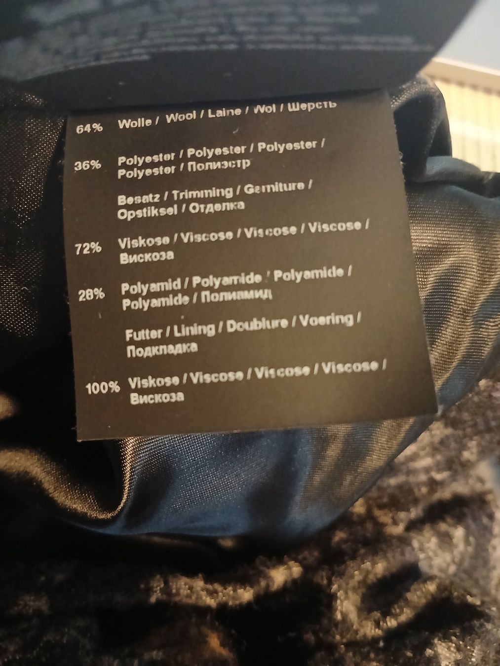Annette Görtz Giacche: Jacke Annette Görtz, Gr.L – Usato da Luzern venduto da Tavolna 8