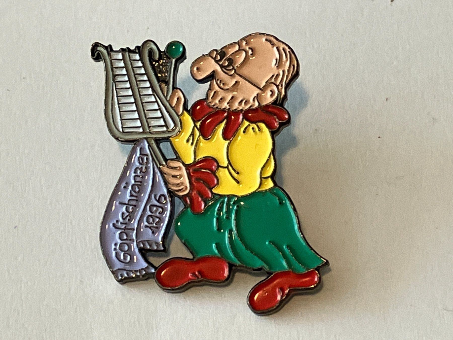 Placchette & Badge: 1 Pin Göpfischränzer 1996 – Usato da Basel venduto da djwwpp