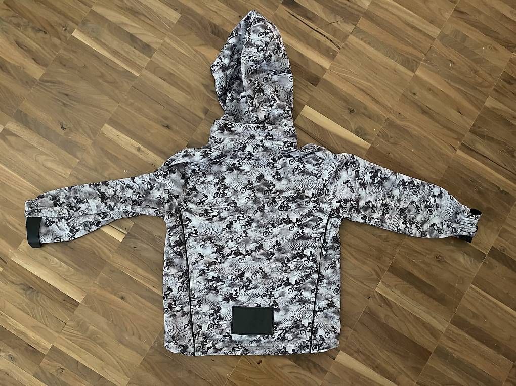 Molo Giacche & Cappotti: Molo Softshelljacke, Gr. 104 – Usato da Zürich venduto da Medulla 1