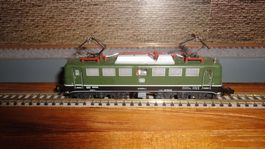 E-Lok BR 140 dunkelgrün ohne OVP Minitrix Spur N