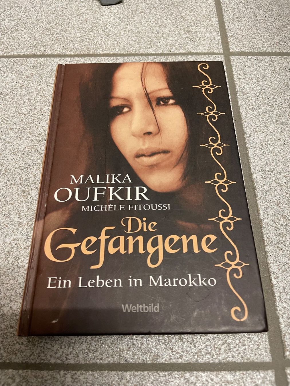Bücher: Die Gefangene. Ein Leben in Marokko – Gebraucht aus Eschen von books_and_more
