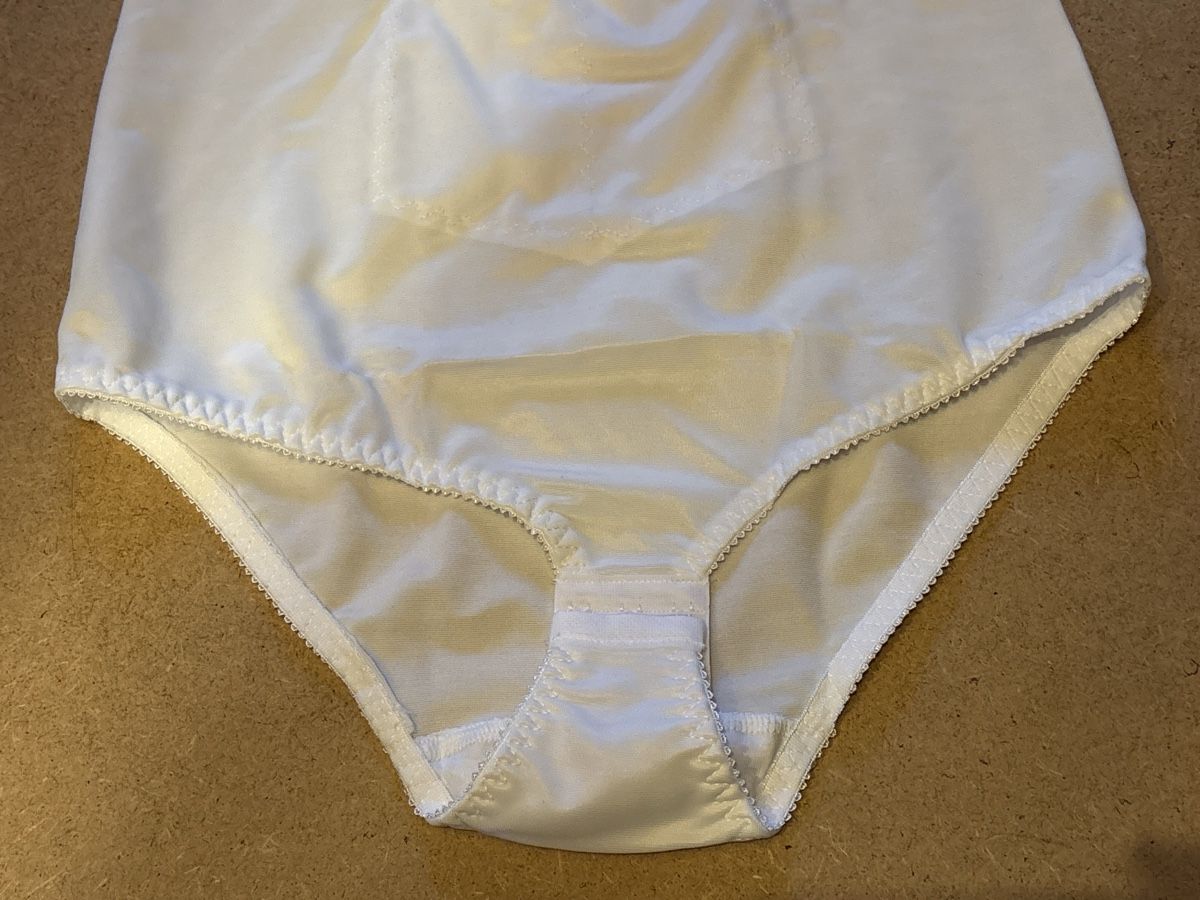 Altra biancheria intima: Kompressions Unterbrust Body – Nuovo (secondo la descrizione) da Rümlang venduto da Sambas19 2