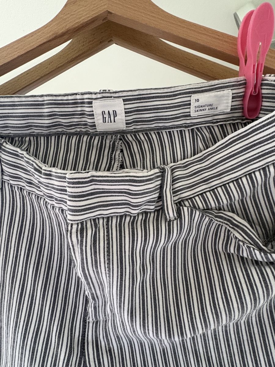Gap Pantaloni: GAP Damen Hosen gestreift  – Usato da Bern venduto da Janina.Leandra 2