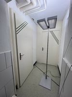 Regent Büro-Stehleuchte mit Bewegungssensor