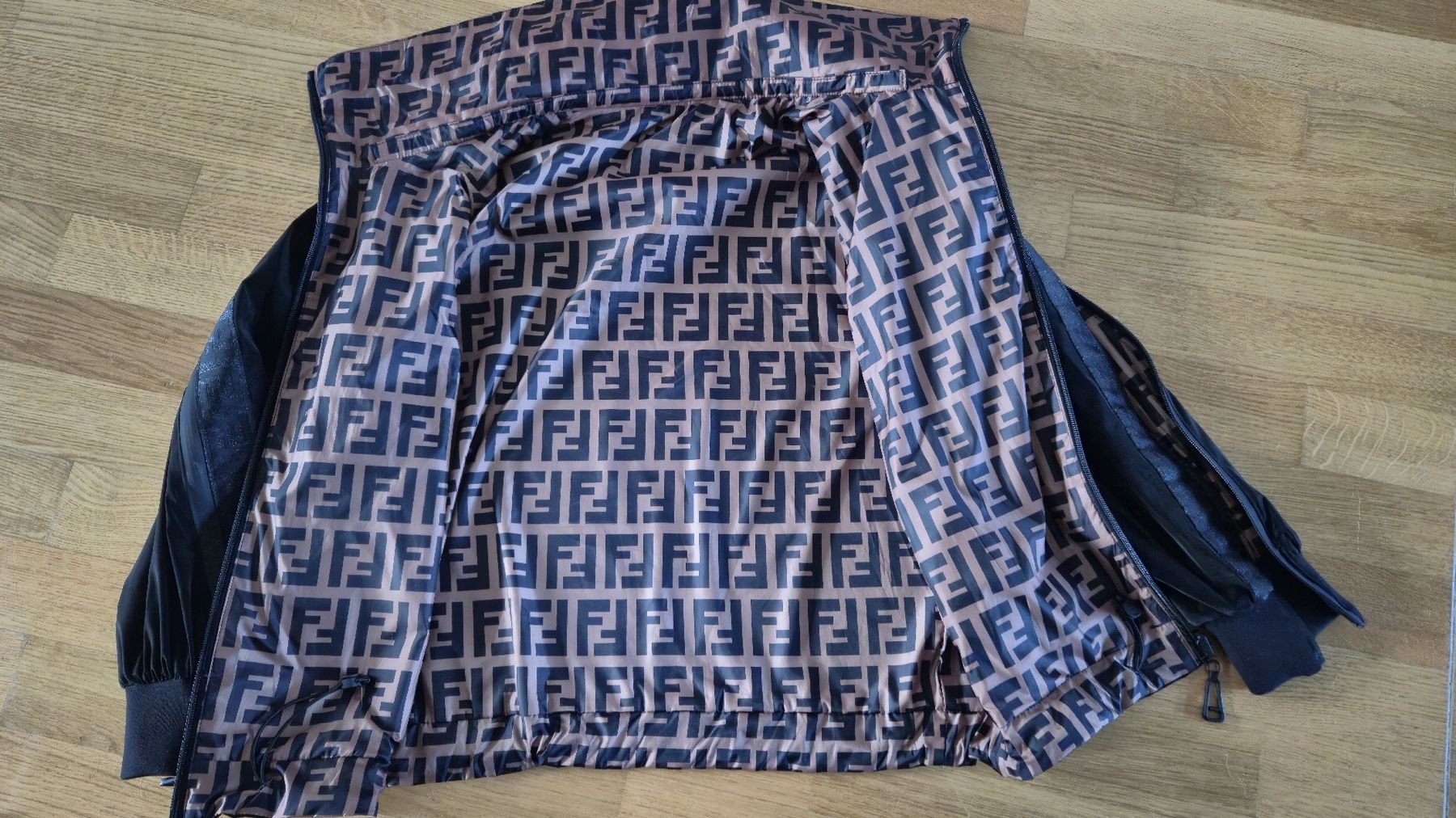 Fendi Jacken: Fendi Jacke Grösse S – Gebraucht aus Benglen von Janine_25 8
