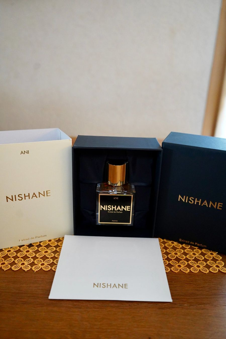 Nishane Profumi & Eau de Toilette: Nishane Ani Extrait de Parfum 100ml – Nuovo (secondo la descrizione) da Einigen venduto da ScentSational 2