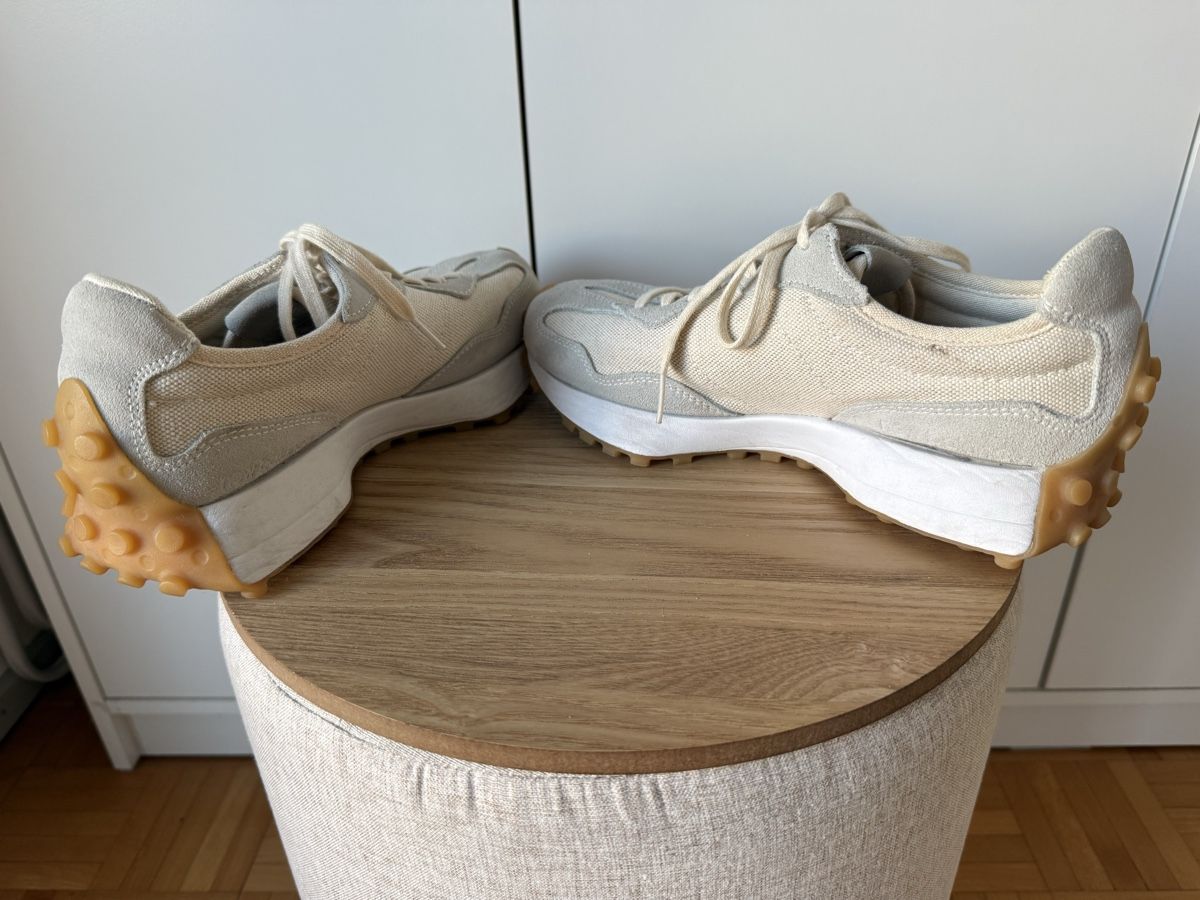 New Balance Scarpe da donna: New Balance WS327 – Usato da Luzern venduto da Aistee 4