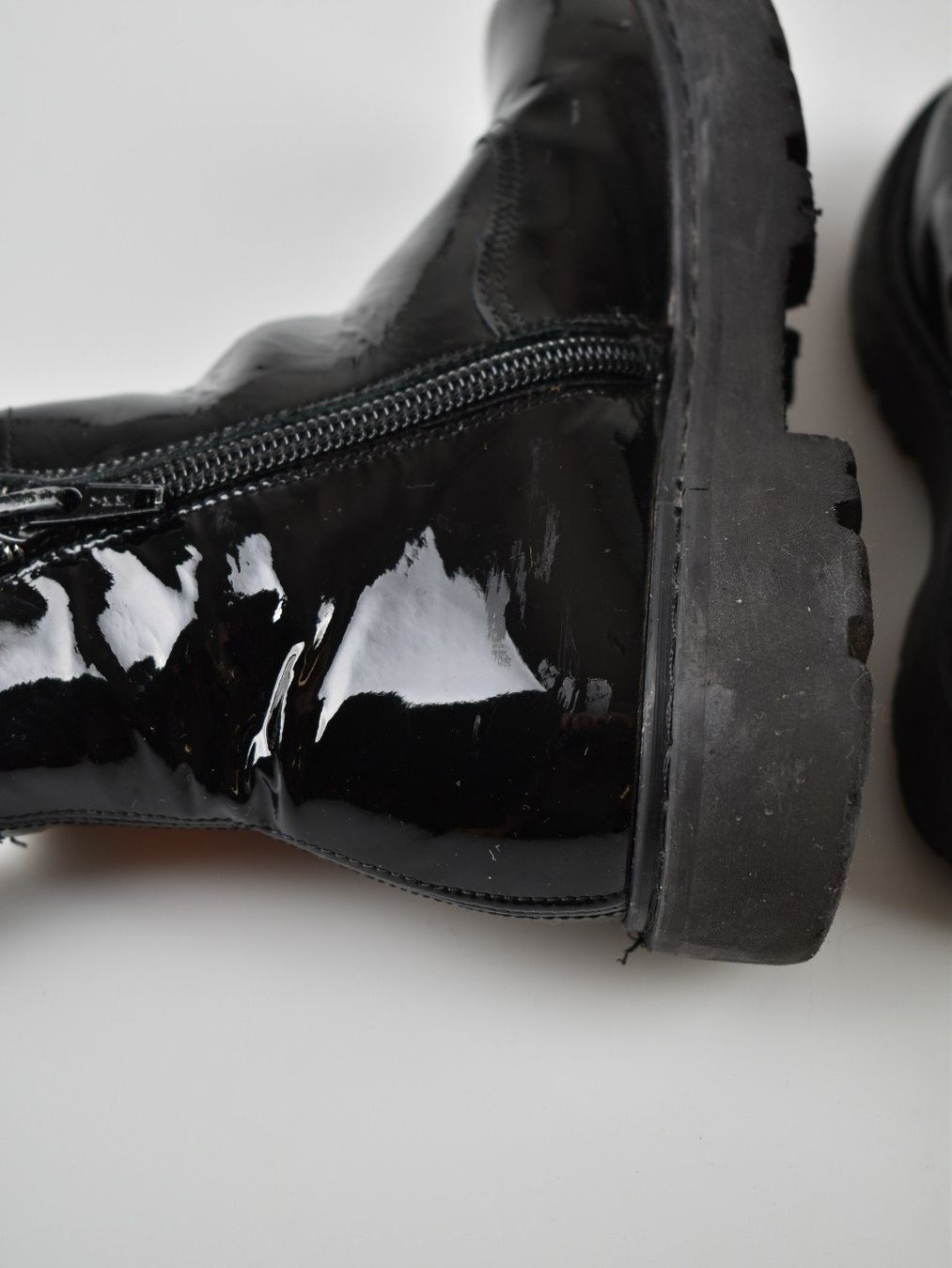 Moschino Scarpe per ragazze: Moschino Lackleder Boots Gr.30 – Usato da Nürensdorf venduto da 2ND_STORY 8