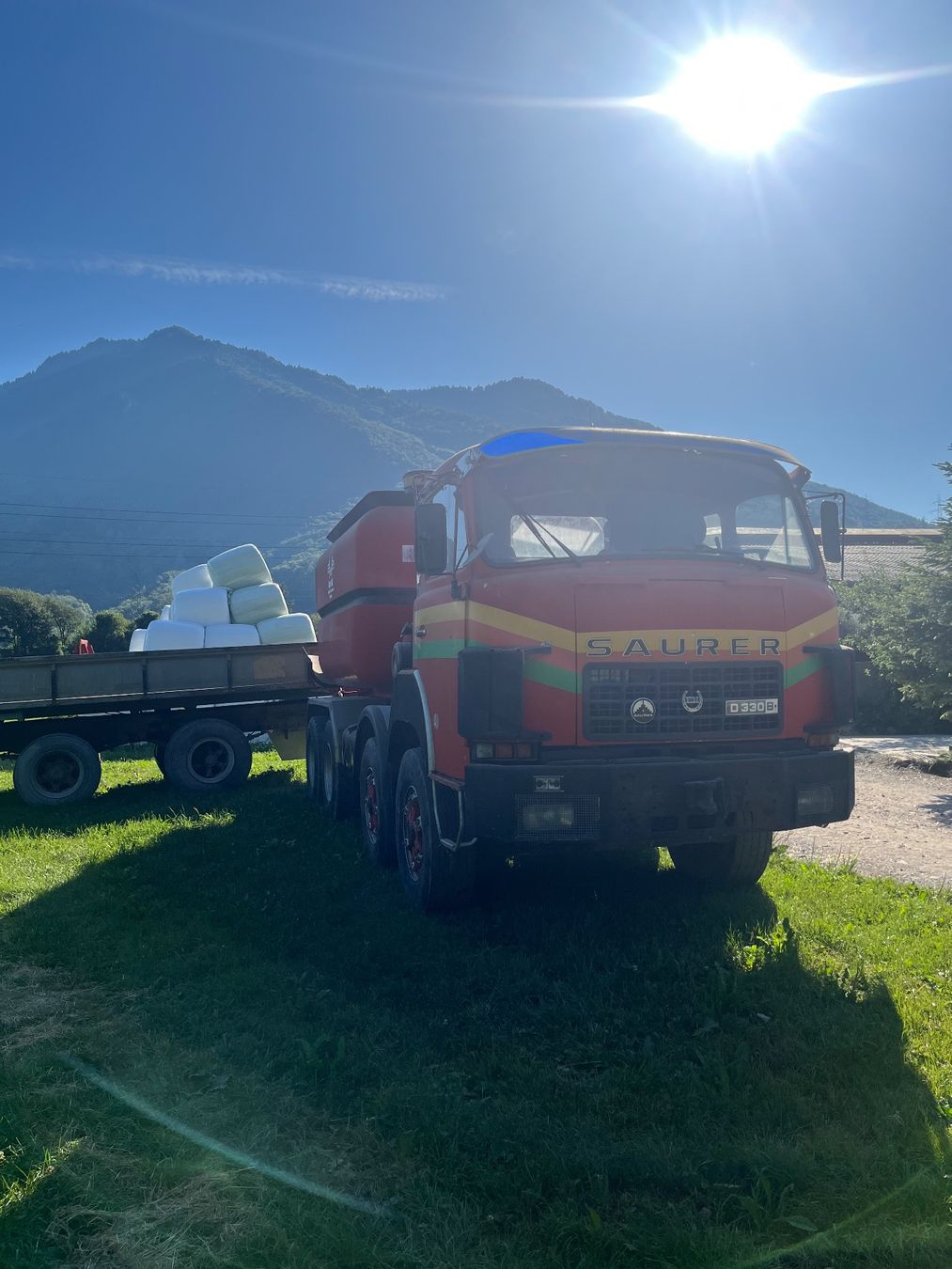 Camions: Saurer D330 – D'occasion à Bilten par Schmidhoefler 1
