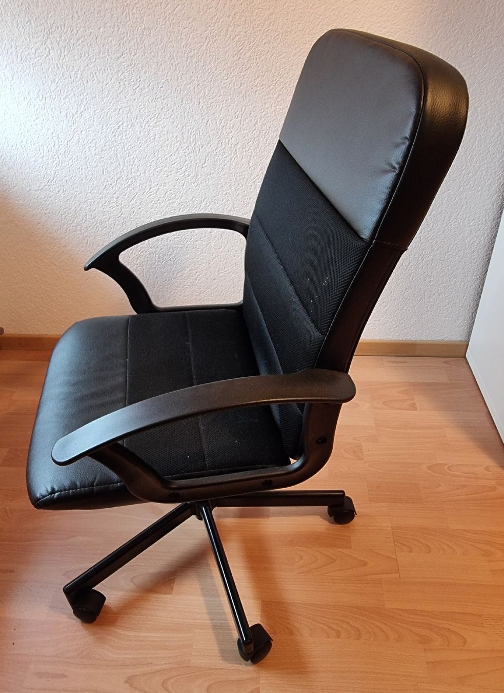 Ikea Sedie: Chaise de bureau Ikea Renberget – Usato da Bevaix venduto da Lemana 1