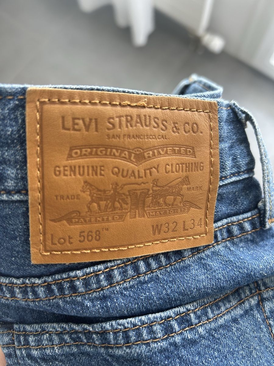 Levi's Jeans: Herren Jeans Levis 568, W32 L34 – Usato da Thun venduto da sof_by7w 2