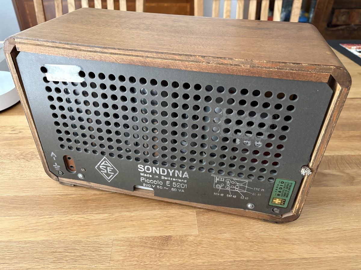 Radio: Röhrenradio Sondynia Piccolo E 5201 – Difettoso da Effretikon venduto da jedibabu 4
