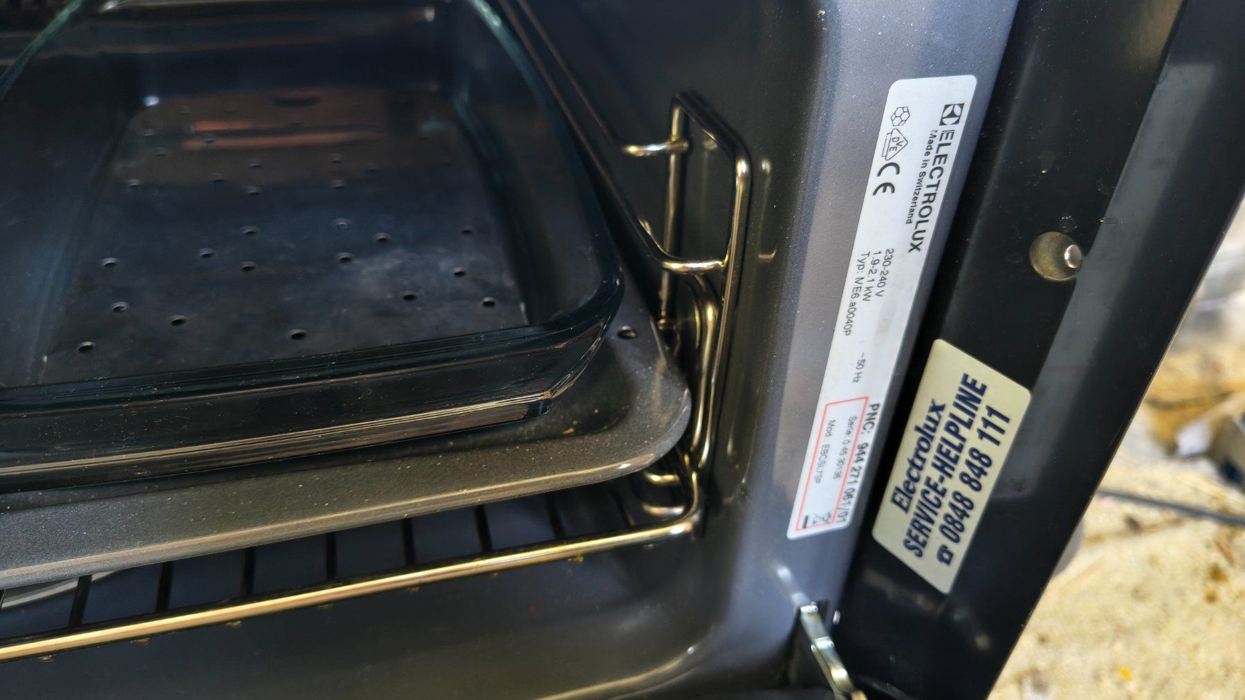 Electrolux Forni: Electrolux Einbau-Dampf-Backofen EBCL7SP, 55 CH-Norm – Usato da Dottikon venduto da Cometpython 1