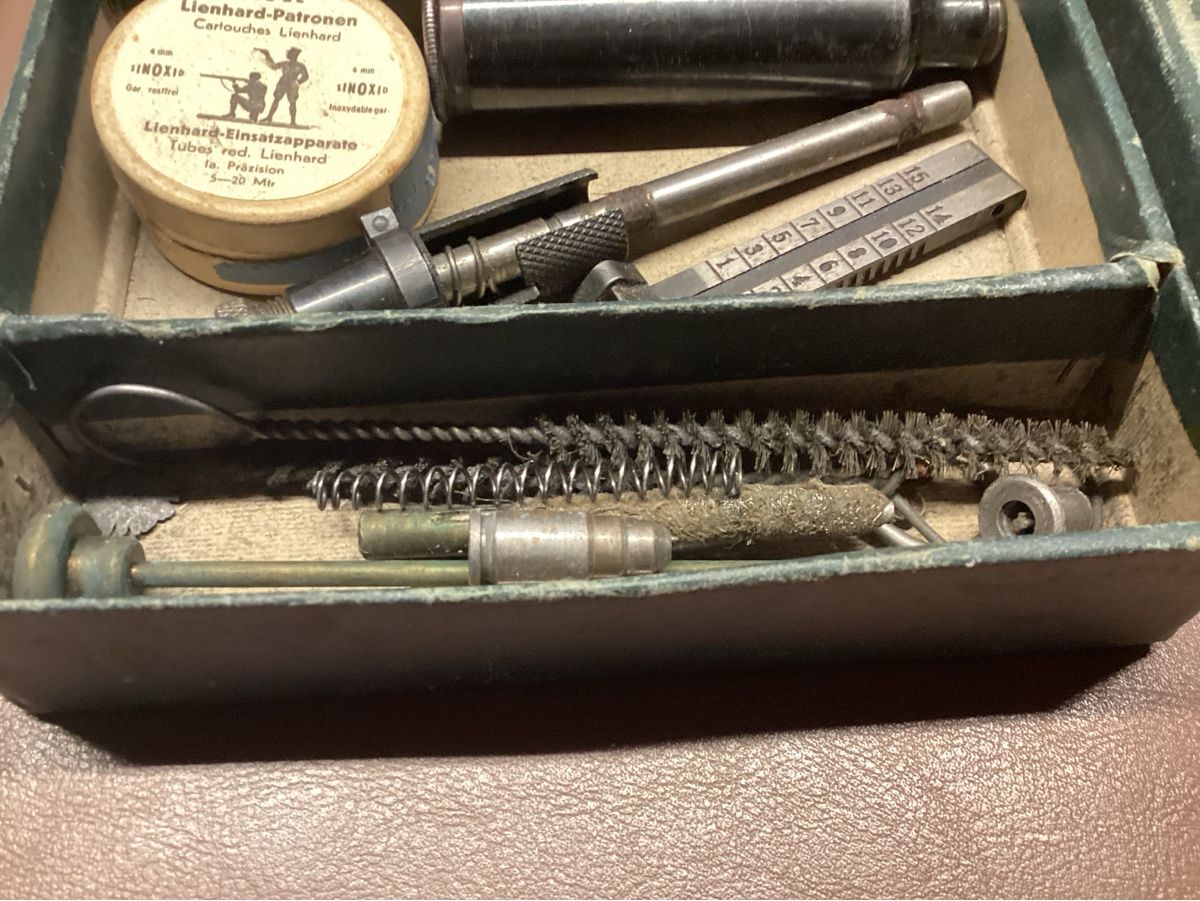 Schweizer Armee Stichwaffen: Militaria Lienhard comme photos – Gebraucht aus Luc (Ayent) von Rebouille 4