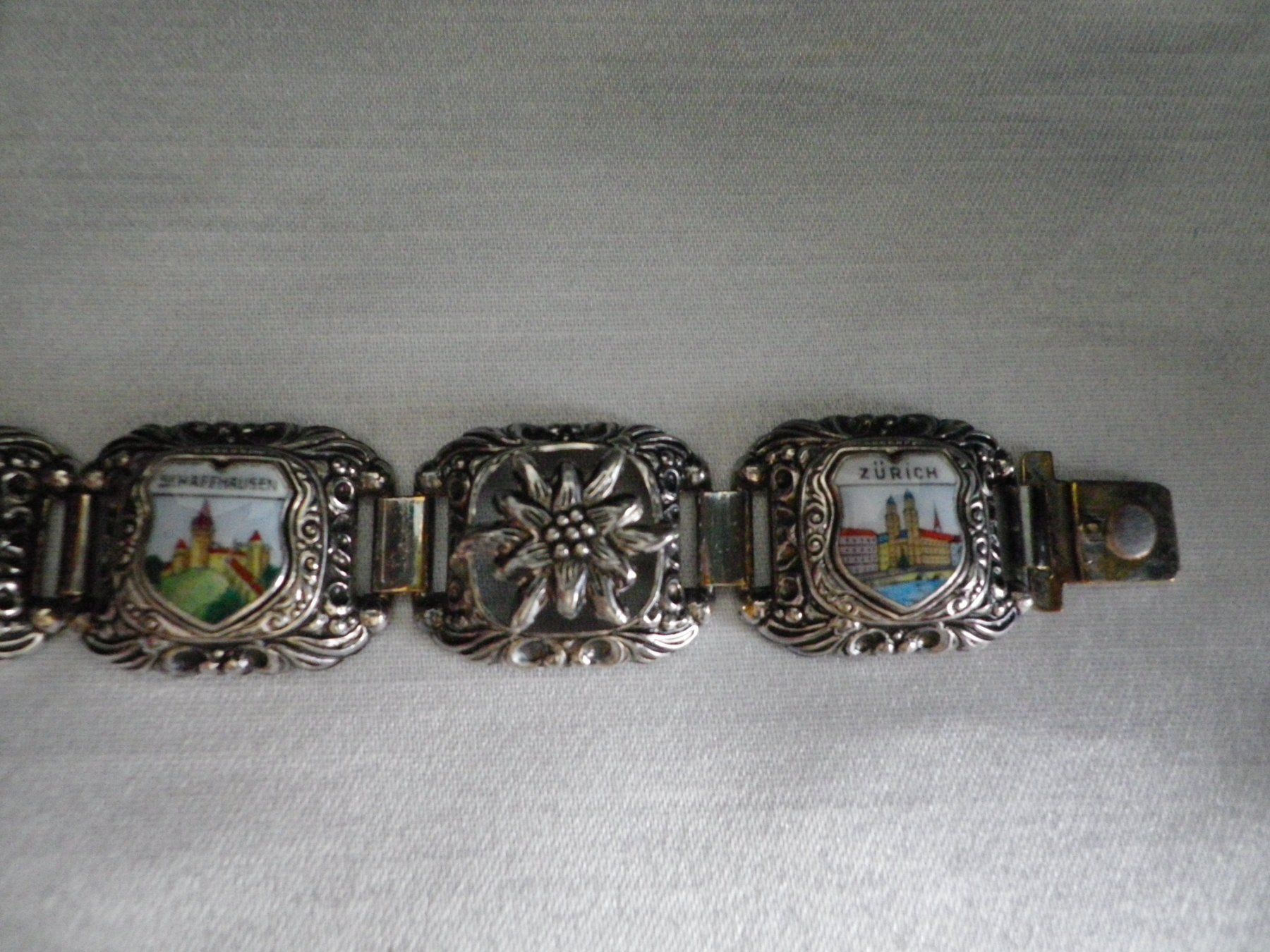 Armbänder & -reifen: Schweizer Armband versilbert – Gebraucht aus Reinach BL von Annodomini 2