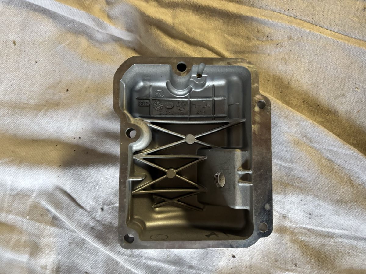 Harley-Davidson Alle Motorradersatzteile: Harley Davidson transmission Cover 34543-00 – Gebraucht aus Schötz von Harley35 2