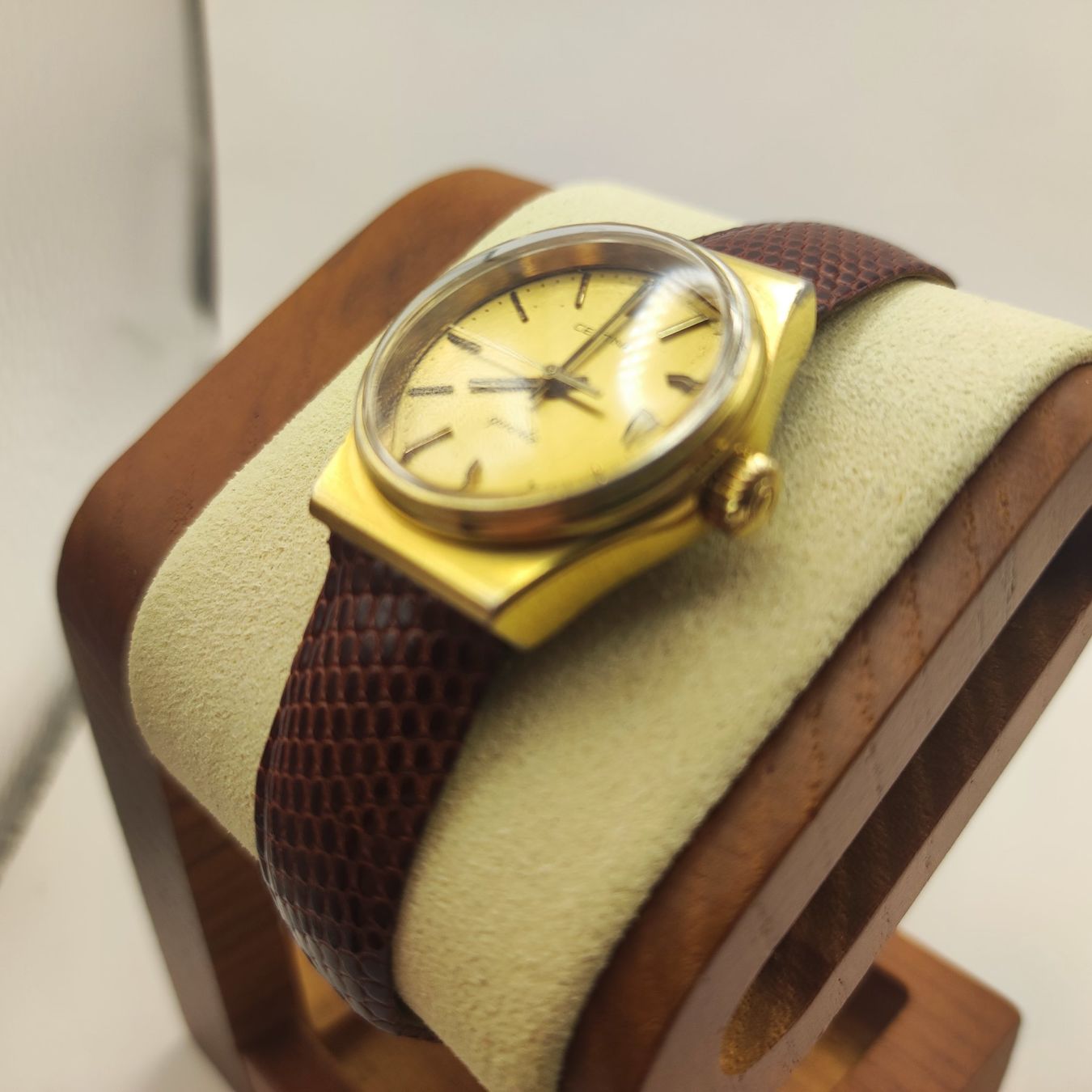 Certina Orologi: Certina Damenuhr – Usato da Ballwil venduto da eldave 1