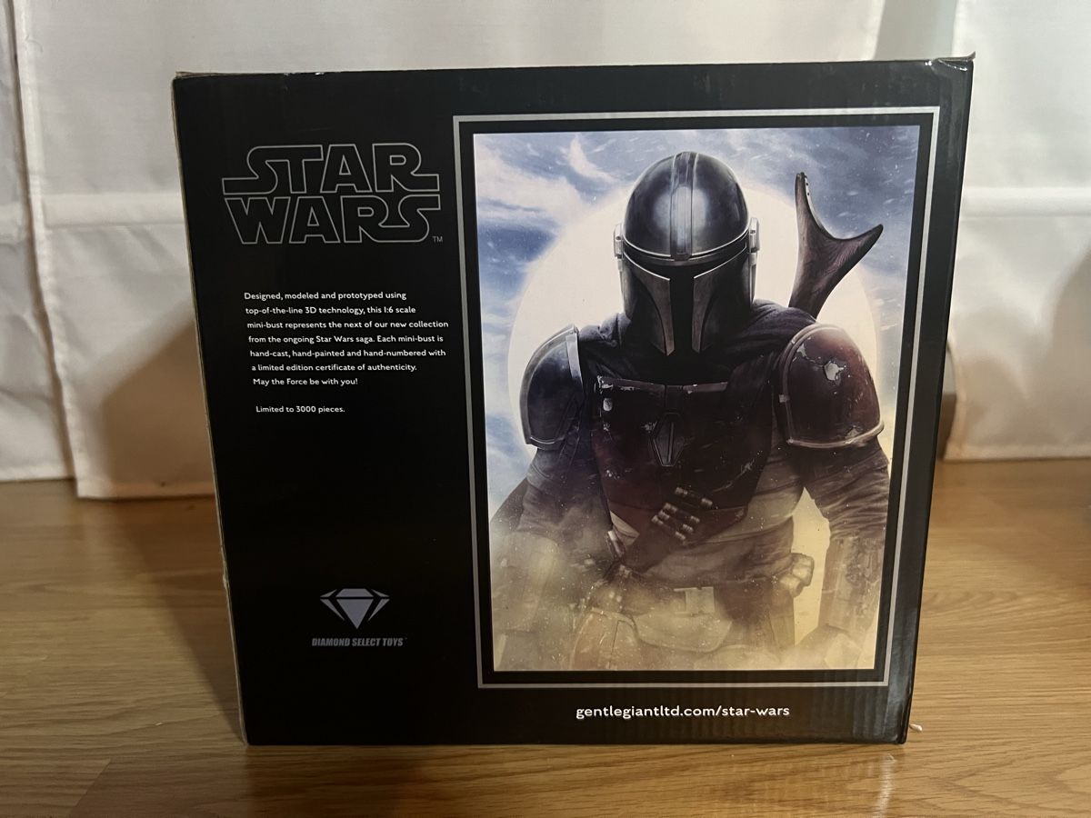 Star Wars Statuette: Star Wars The Mandalorian Büste – Nuovo (secondo la descrizione) da Luzern venduto da Mytigger 3