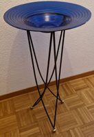 Dekorative Schale blaues Glas mit Metallständer gebraucht