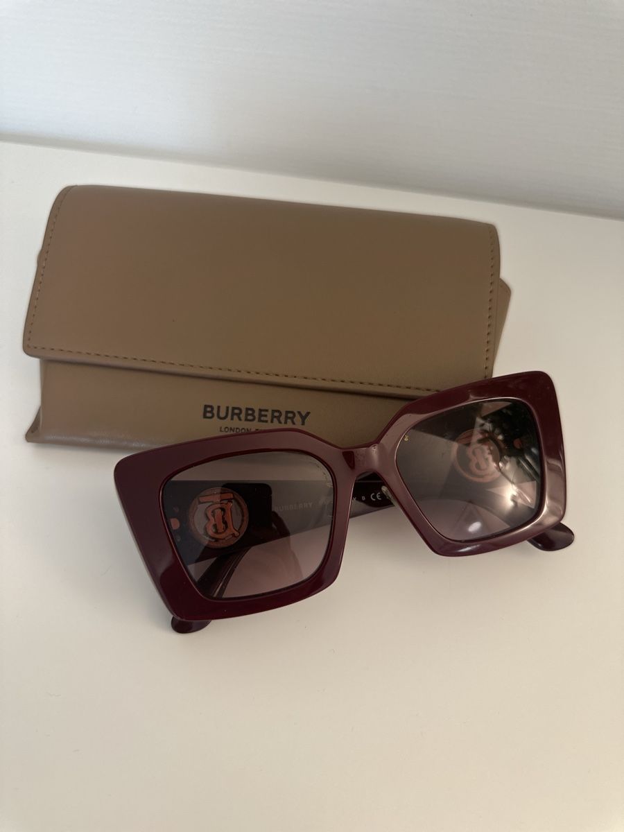 Burberry Occhiali & Lenti: Burberry Sunglasses, Bordeaux/ Dark violet – Usato da Zürich venduto da cam_5ln8