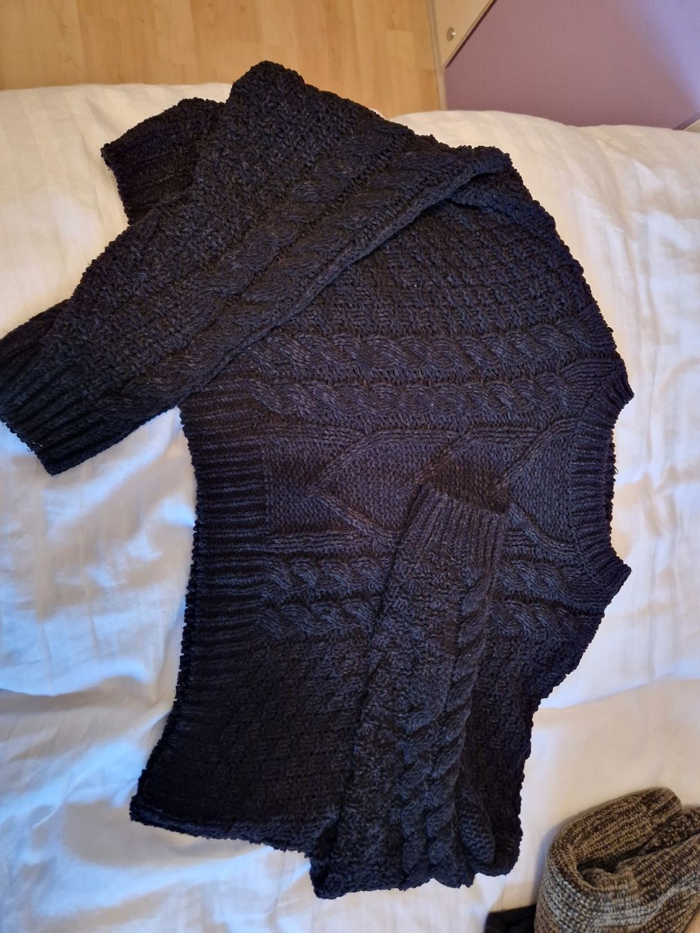 Kleiderpakete: Pullis im Herbst-Look🍂, 5 stk M/L – Neu (gemäss Beschreibung) aus Ebikon von kov_9vqb 2