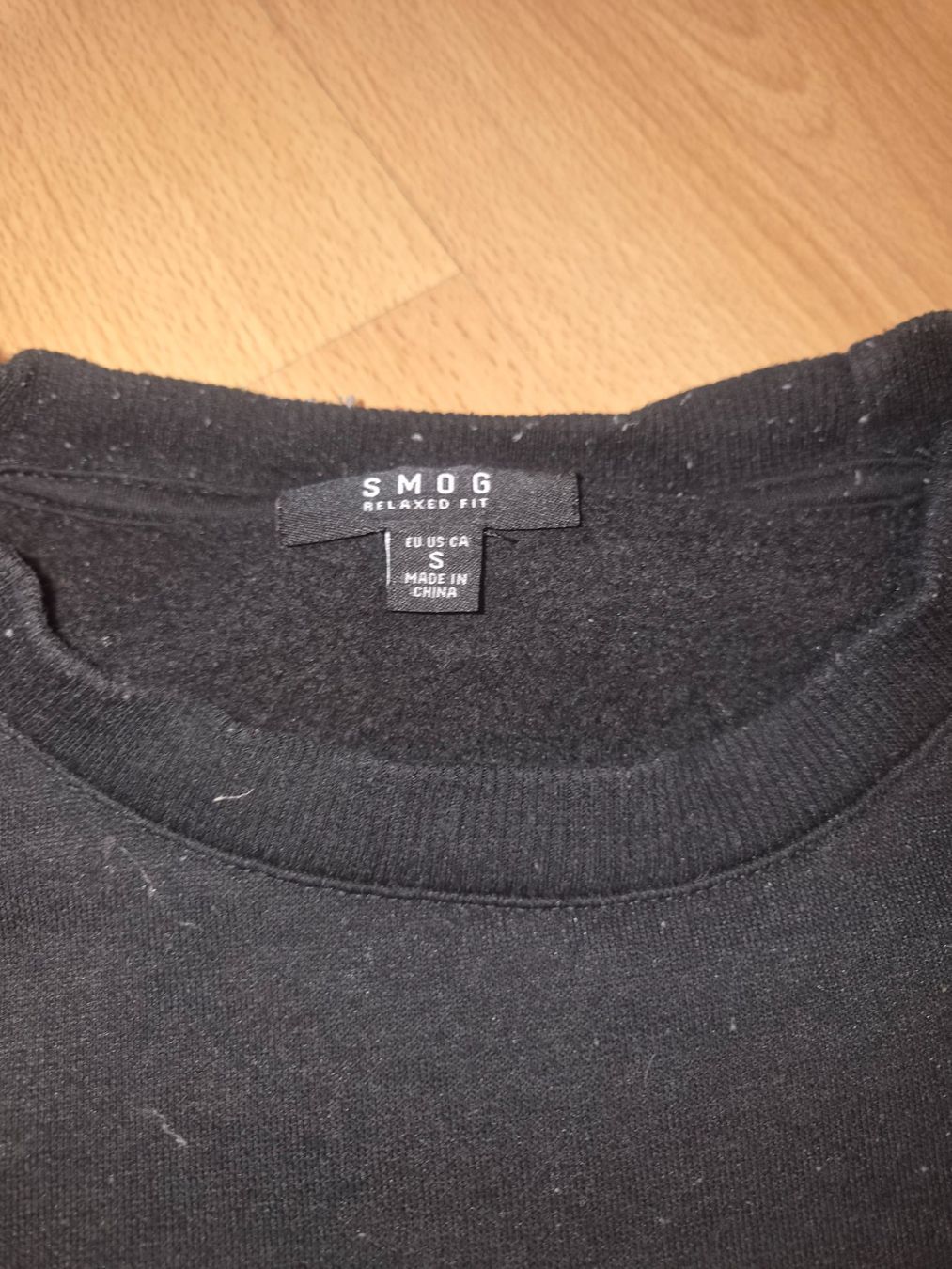 Maglioni & Felpe: Schwarzer SMOG Pullover, Grösse S – Lässiger Joker Style – Usato da Mumpf venduto da Roxy_Piercing 2