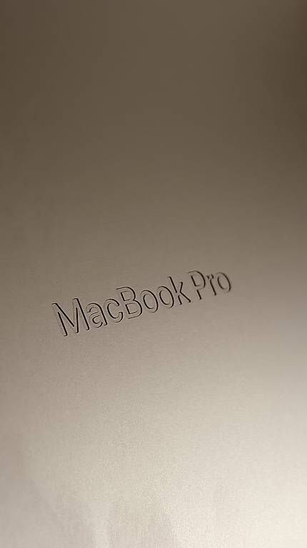 Apple Notebook: MACBOOK PRO M3 Max 16", 36GB, 97% Batterie – Usato da Binz venduto da bastekk 3