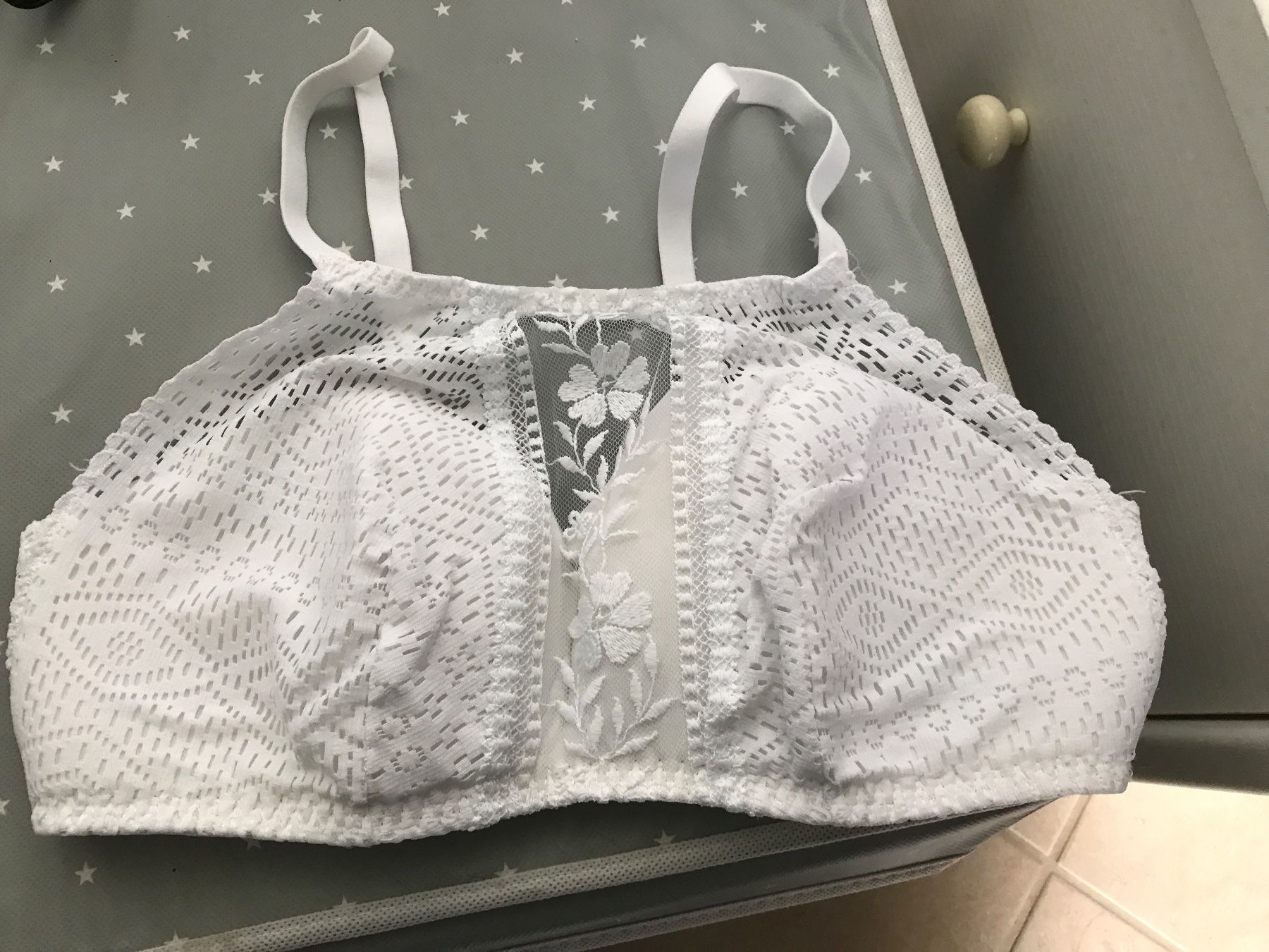 Altra biancheria intima: PASSIONATA Bralette in Weiß M – Nuovo (secondo la descrizione) da Glattfelden venduto da Danshari