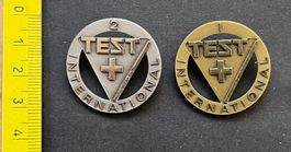 1/2 Test International/Silber-Goldfarben Abzeichnen vintage