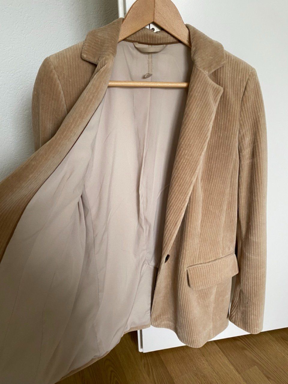 Esprit Giacche: Manchester Cord Blazer (38/M) – Usato da Zumikon venduto da Frauenecke 2
