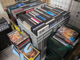 Grosse DVD (vereinzelt auch BlueRay) Sammlung