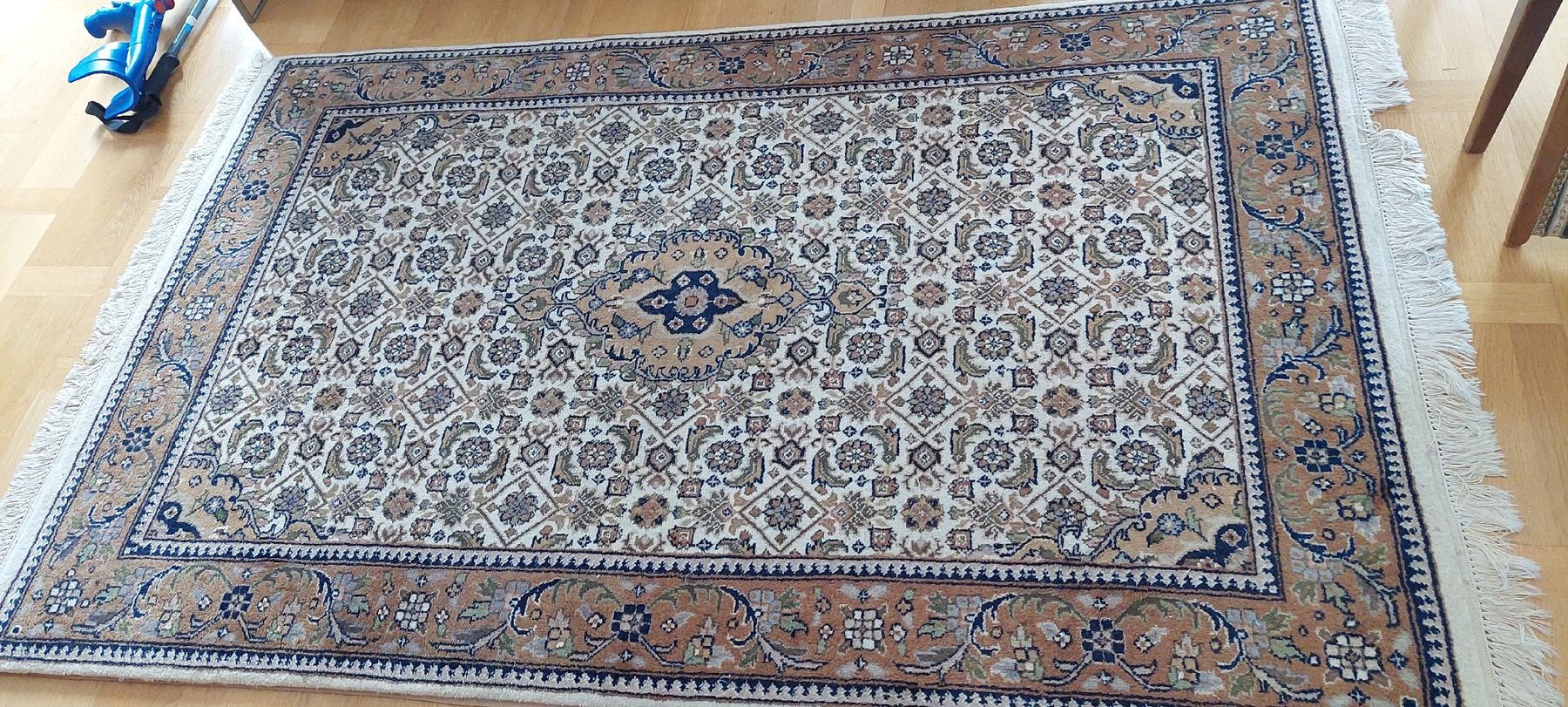 Tappeti: Teppich – Usato da Unterentfelden venduto da Mikkeli 1
