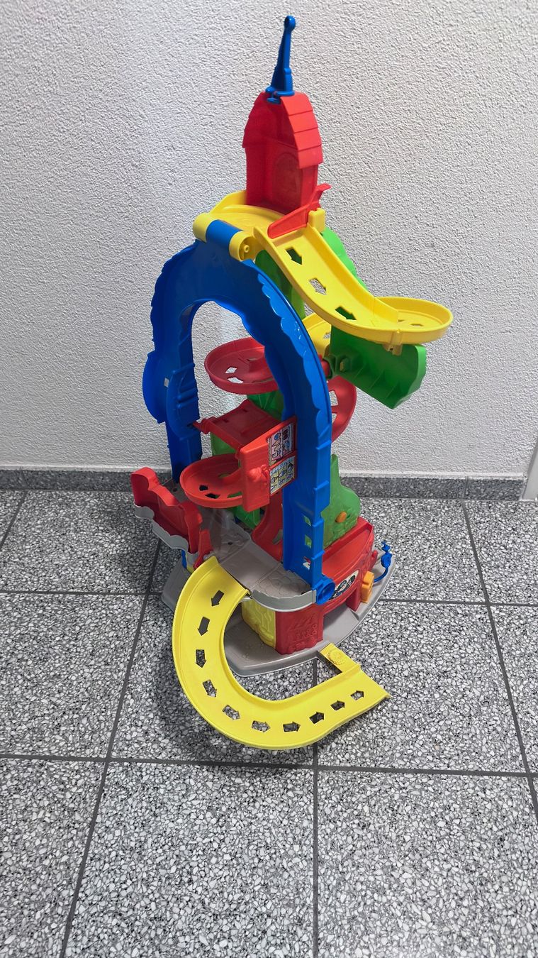 Fisher-Price Giocattoli: Fisher-Price Garage/Rampe – Usato da Schafisheim venduto da SamuelEckert 2