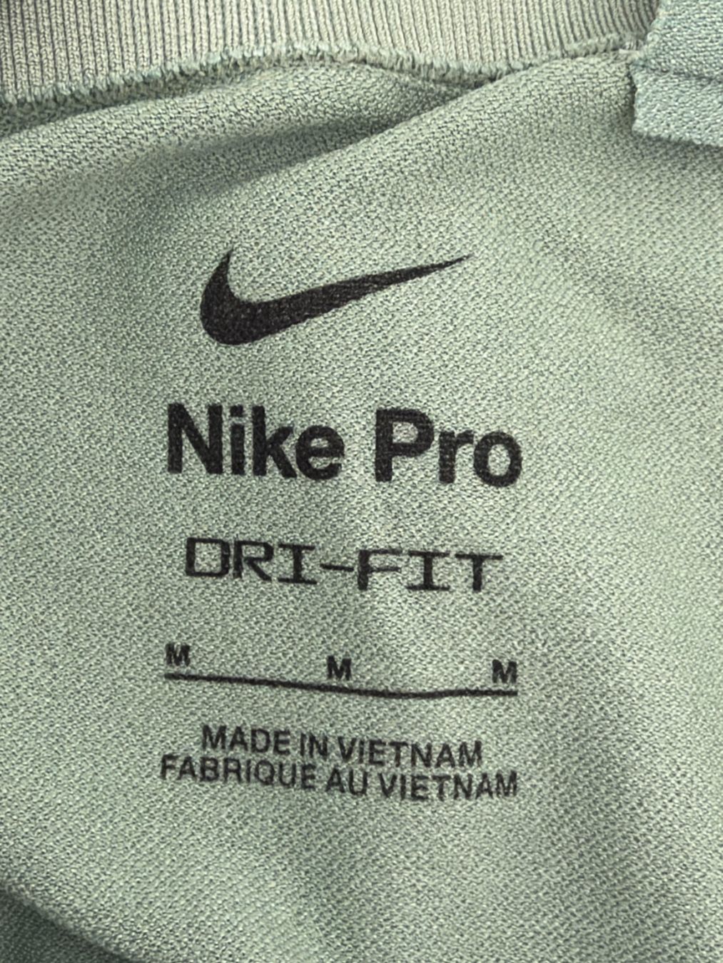 Nike Leggings: Legging Nike Pro Dri-FIT vert taille M – Gebraucht aus Fully von Avranville 1