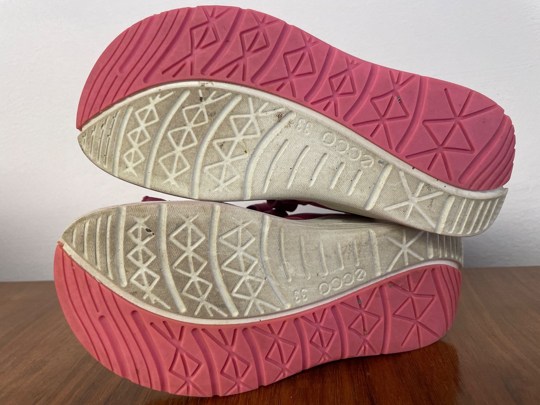 Ecco Scarpe per ragazze: Rosafarbene ECCO Kinder Sandalen Gr. 33 – Usato da Frasnacht venduto da GracyStore 3