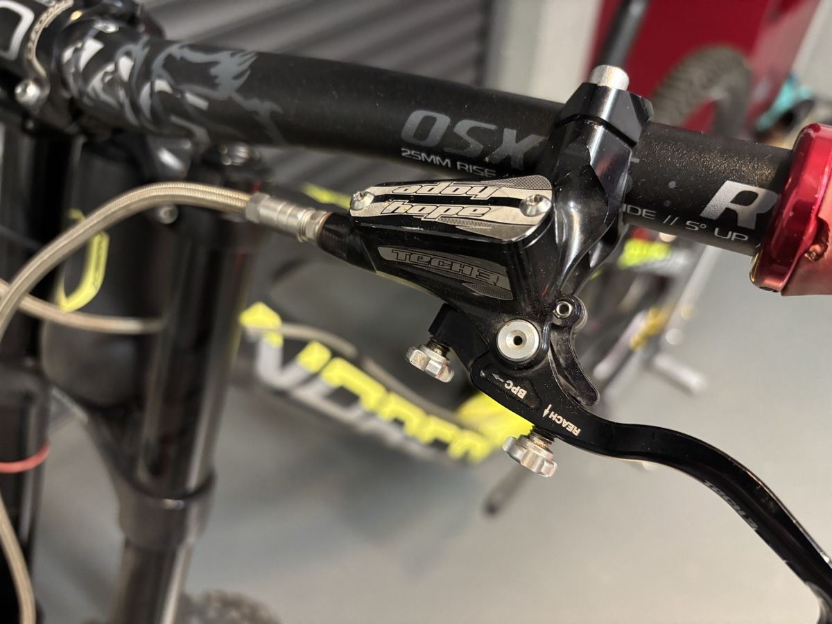 Norco Biciclette: Custom Norco Aurum C7.1 – Usato da Wattwil venduto da Mueller842 2