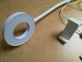 USB-Ringlicht mit Smartphone-Halter