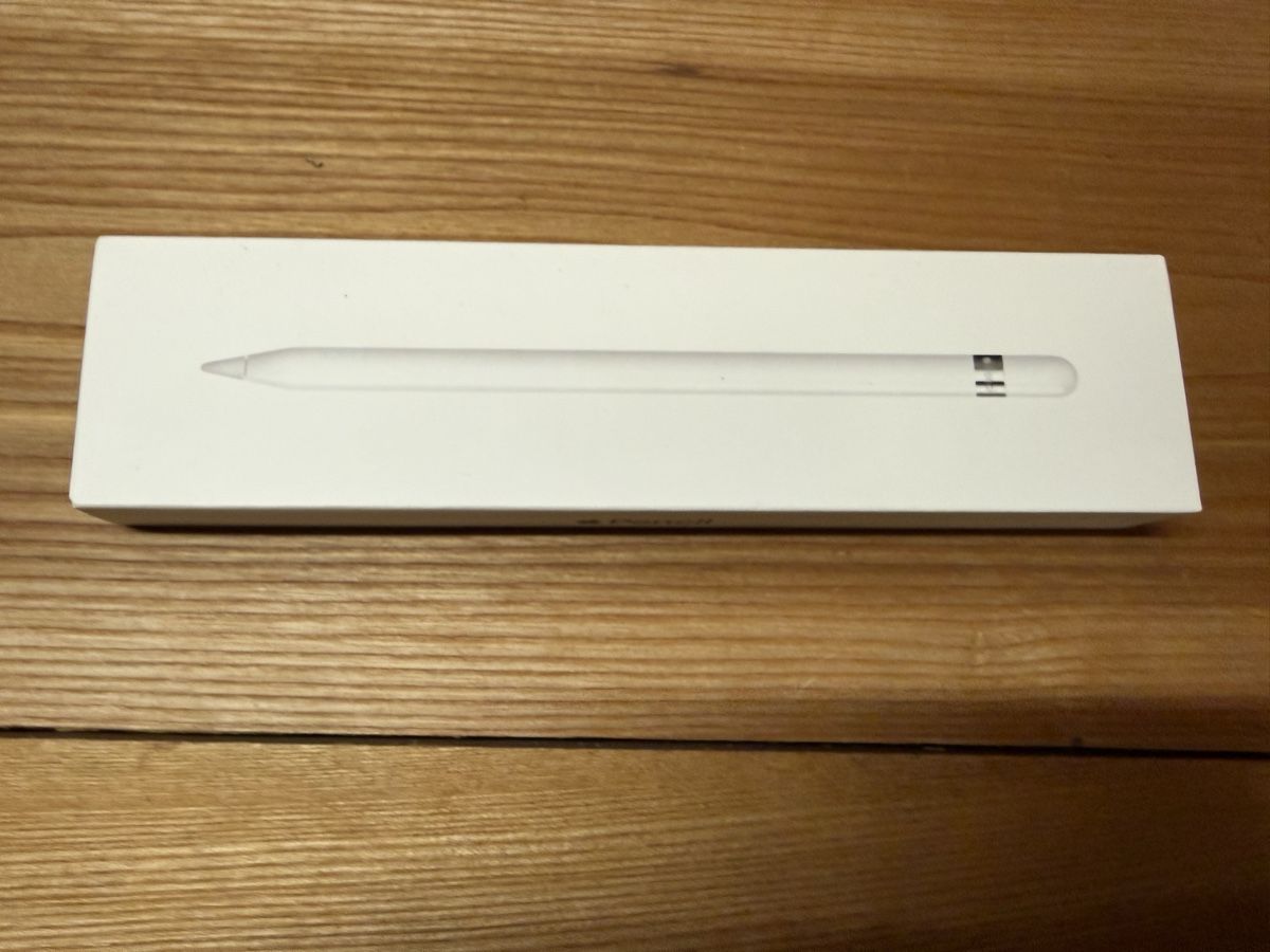 Apple Matite, matite colorate & gessi: Apple Pencil Verpackung – Usato da Goldingen venduto da Thomas.Perrin