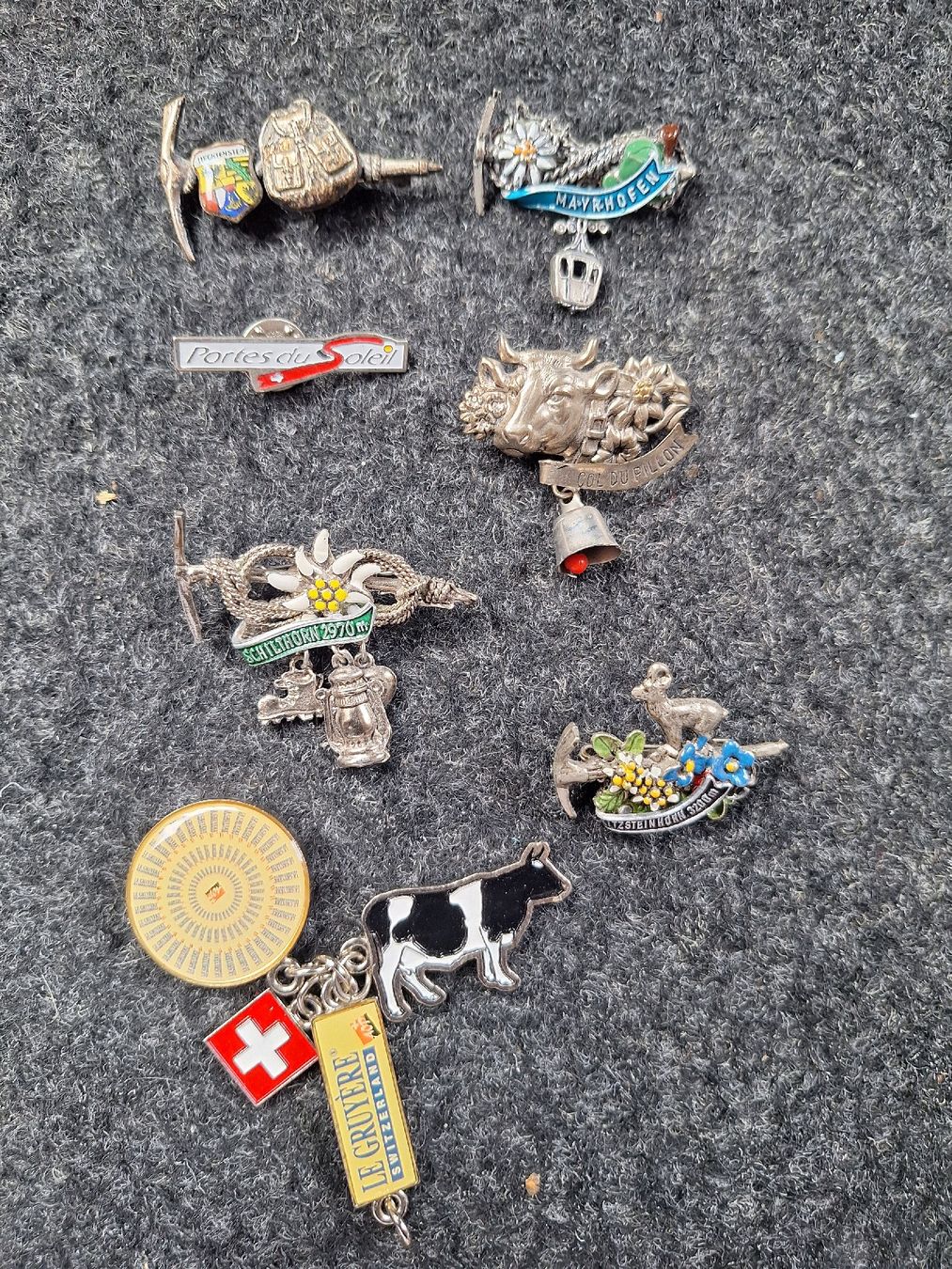 Broschen & Nadeln: VINTAGE ANSTECKNADELN SAMMLUNG  – Gebraucht aus Niederwangen BE von pfiff02 1