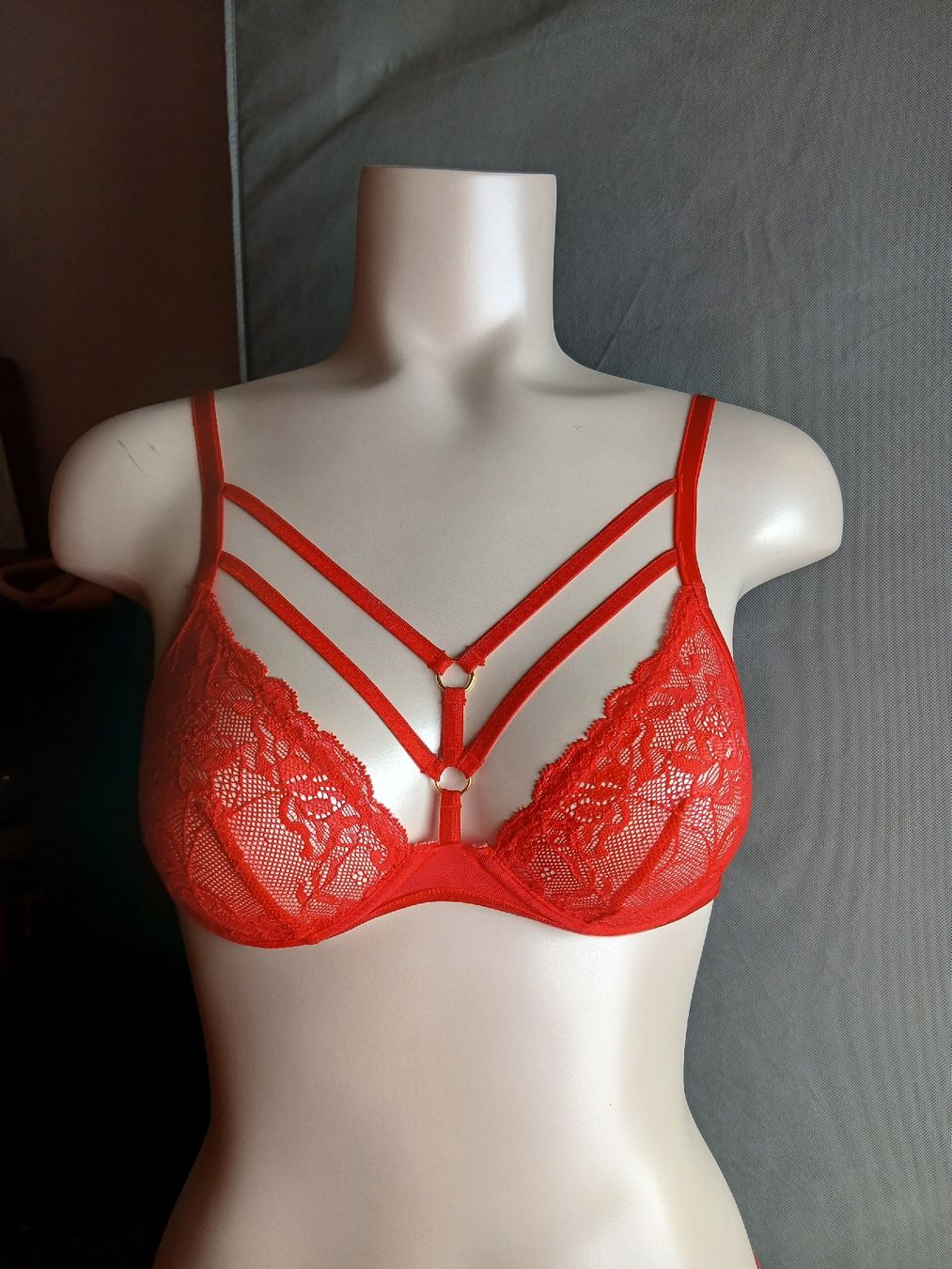 Beldona Altra biancheria intima: Original BELDONA BH – Nuovo (secondo la descrizione) da Galgenen venduto da Liv_Steinauer_1