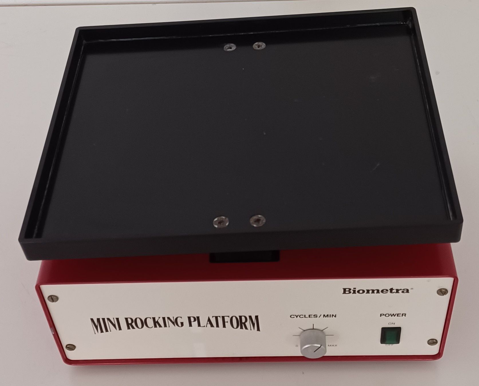 Accessori da laboratorio: Biometra Mini Rocking Platform WT 14 – Usato da Niederdorf venduto da LeptonAG_Labor 5