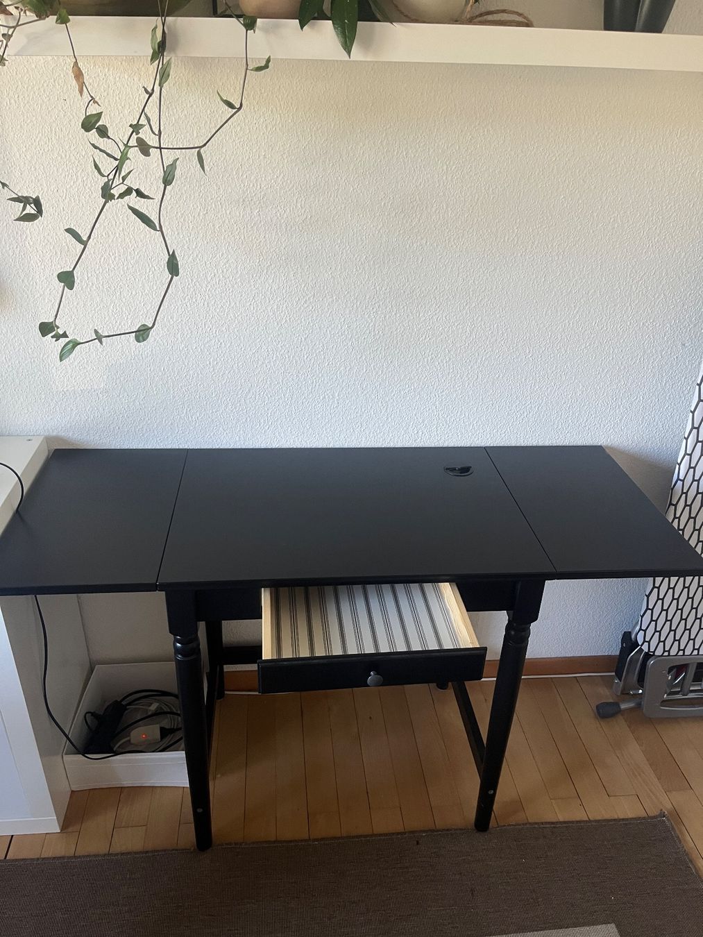Ikea Tavoli: Schreibtisch / Klapptisch INGATORP von Ikea – Usato da Luzern venduto da JuliaSecondhand 2