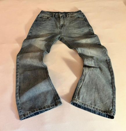 Flared Jeans