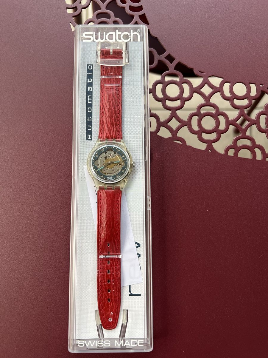 Swatch Orologi: Swatch Automatic SAK101 Red Ahead – Usato da Altdorf UR venduto da Seller660