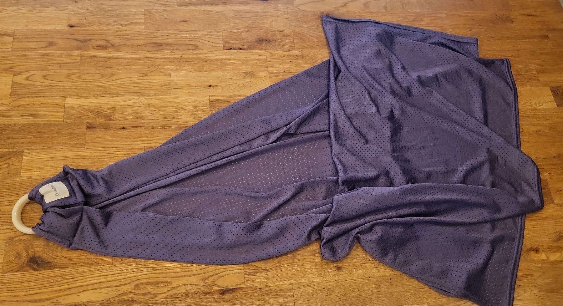 Porte-bébés ventraux & dorsaux: Tragetuch /Ringsling / Aquasling – D'occasion à Arth par BaMiLiScH 1