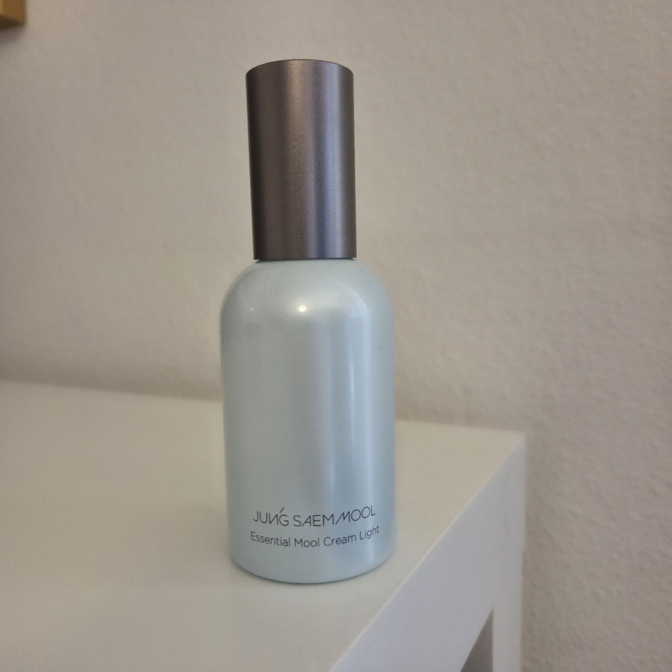 Cura del viso: Jung Saem Mool Essential Mool Cream Light – Nuovo (secondo la descrizione) da Winterthur venduto da shadow_volpe