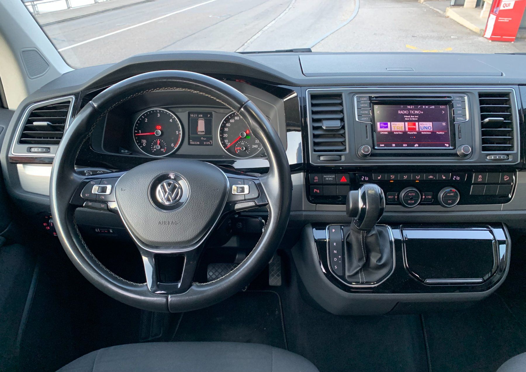 VW Automobili: VW Multivan T6 4x4 – Usato da Magadino venduto da apfarace 4