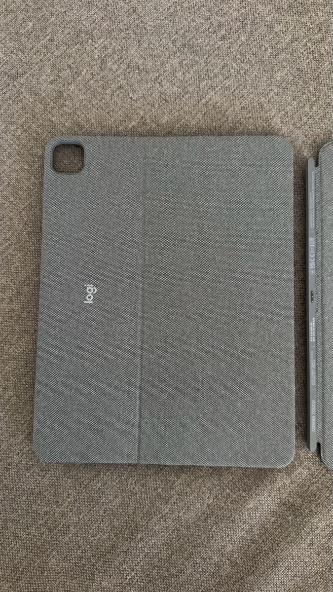 Logitech Claviers: iPad Pro 12.9 (5/6. Generation) LOGITECH Combo Touch (CH) – D'occasion à Uitikon Waldegg par marceesha 4