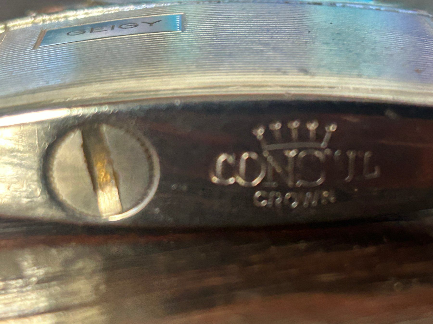Briquets: Feuerzeug CONSUL Crown – D'occasion à Sugiez par brockicenter